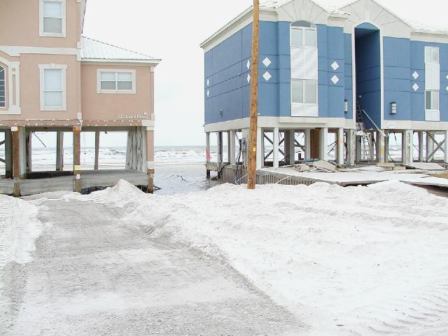 Beach right up to the houses